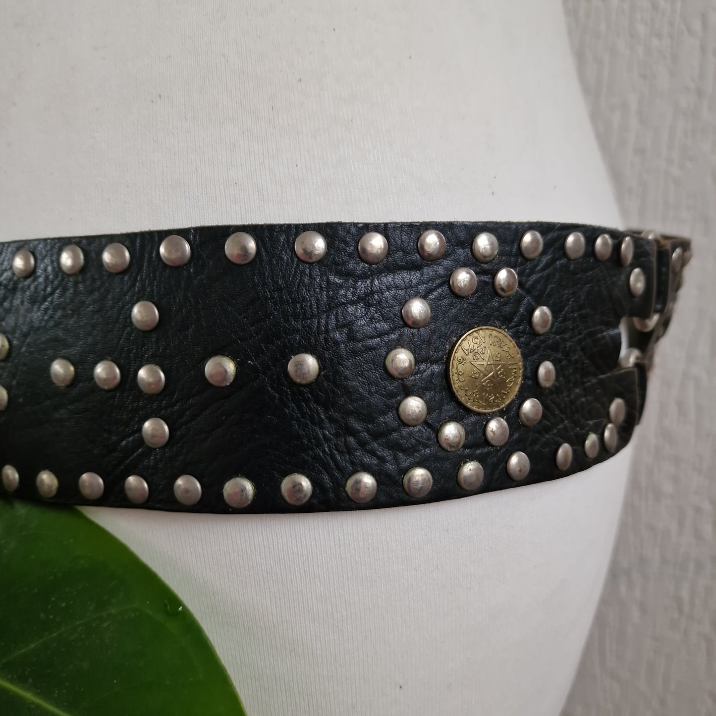 coin leather wide belt 11