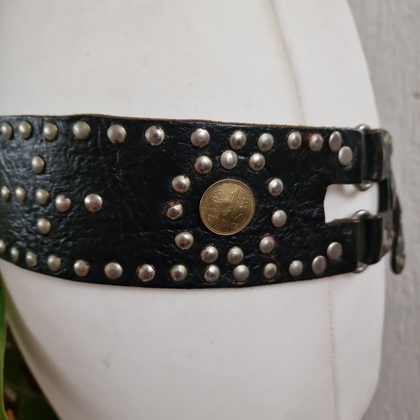 coin leather wide belt 11