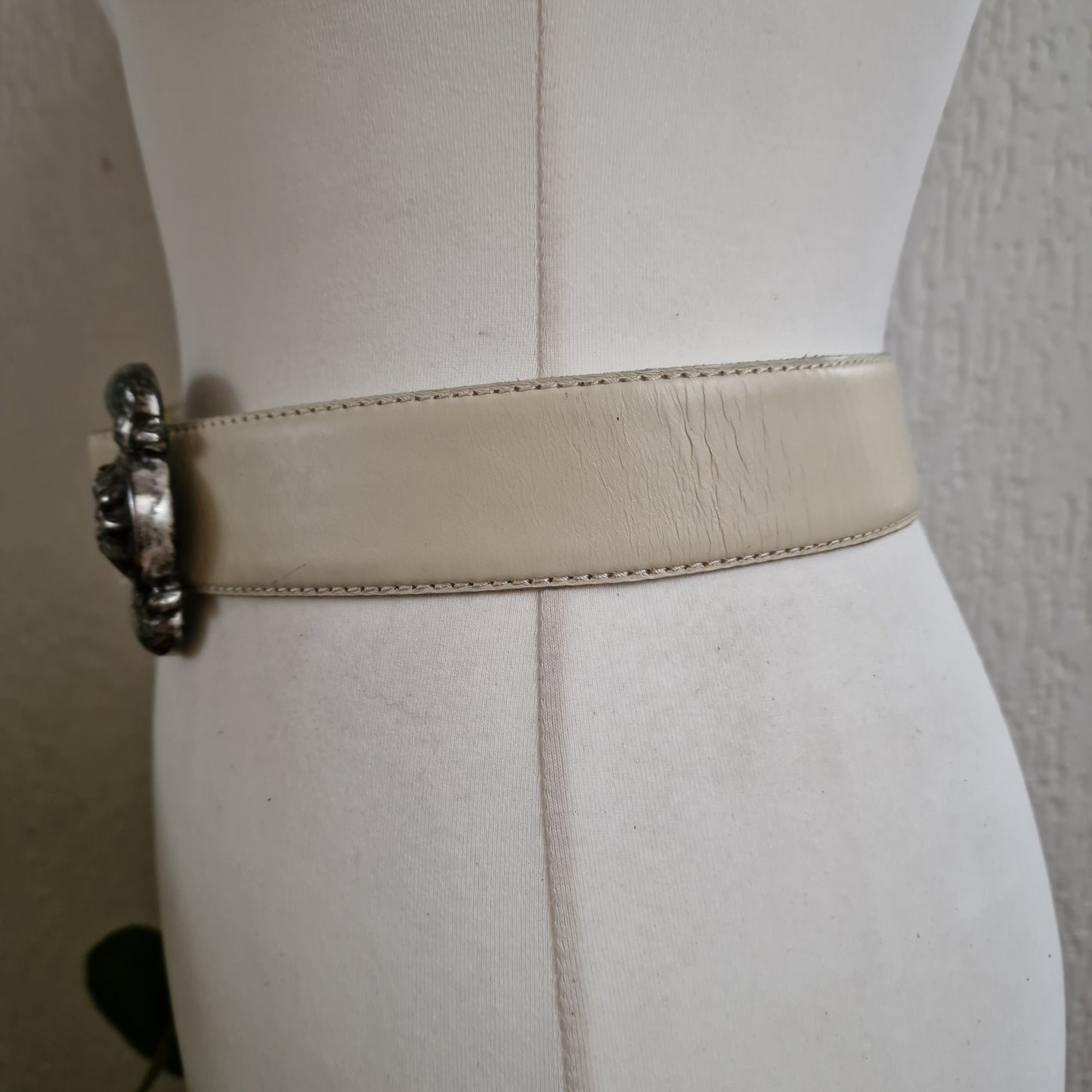 ceinture crème 16