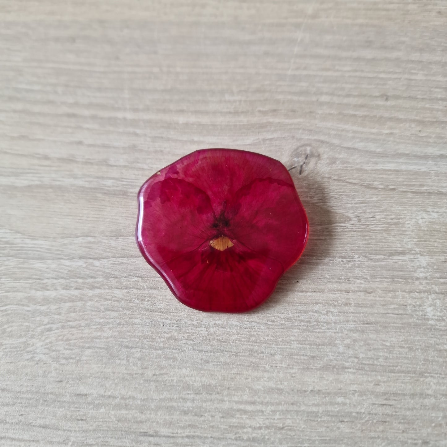 pendentif fleur en résine