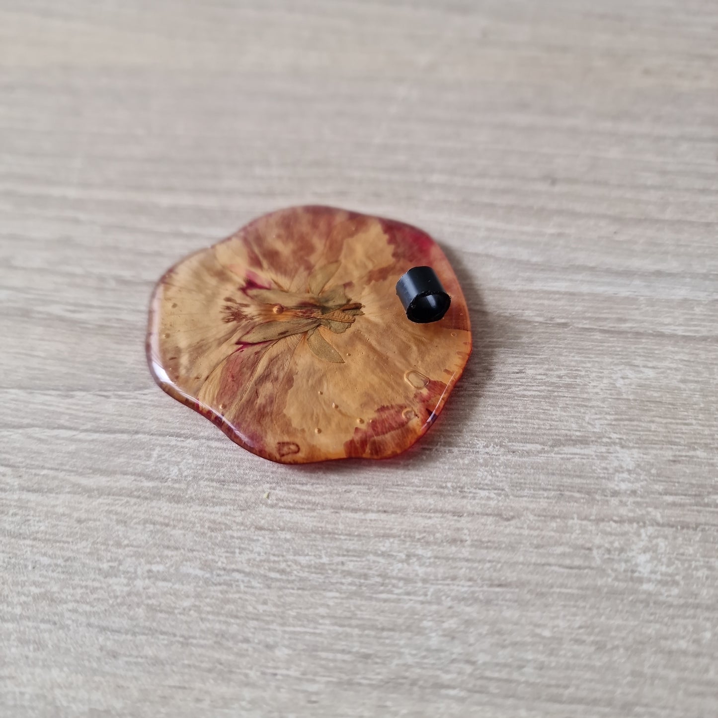 resin flower pendant