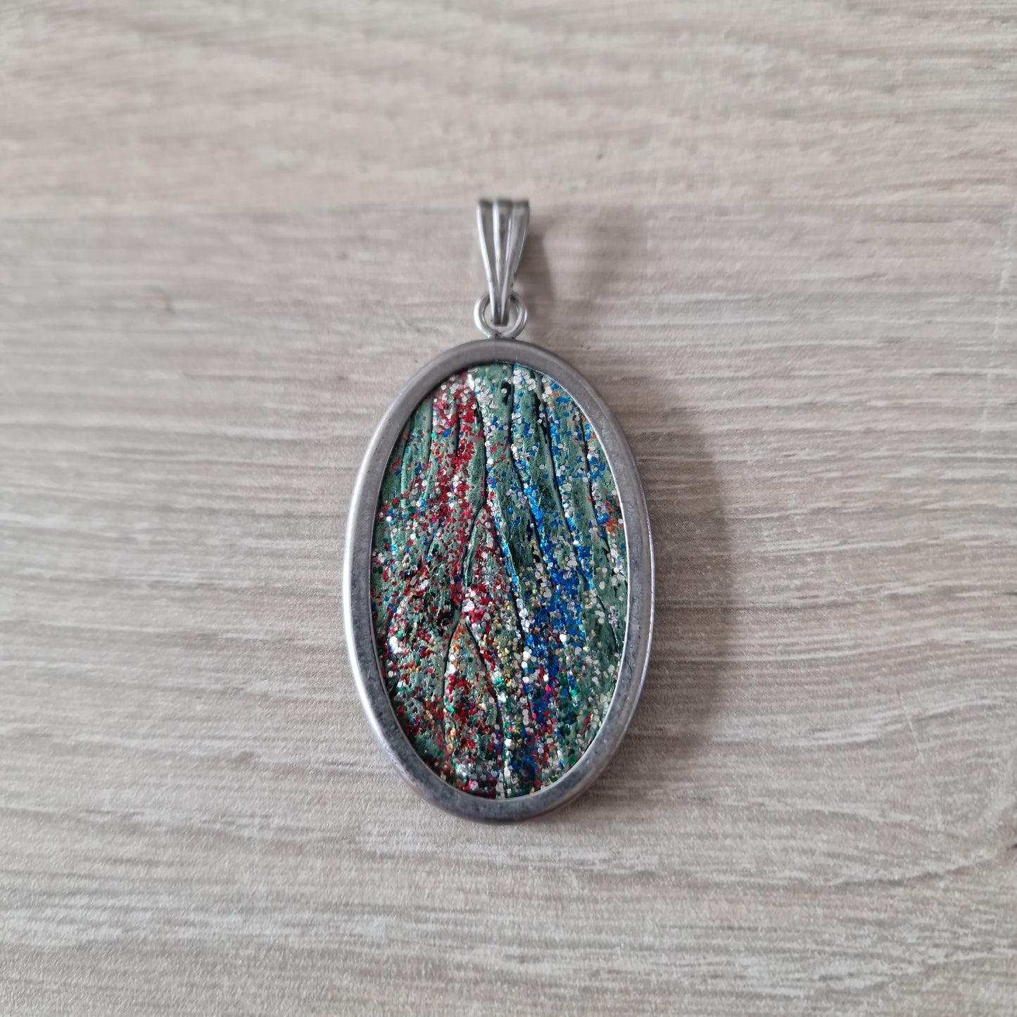 70's pendant