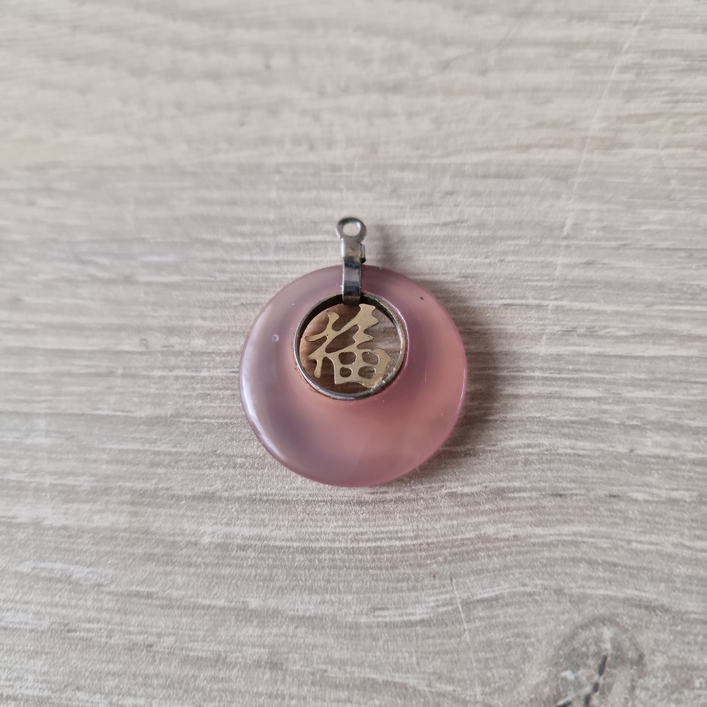 Chinois avec pendentif en quartz rose