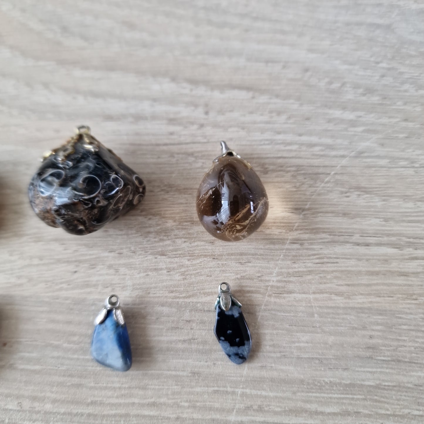 6 gemstone pendants 4