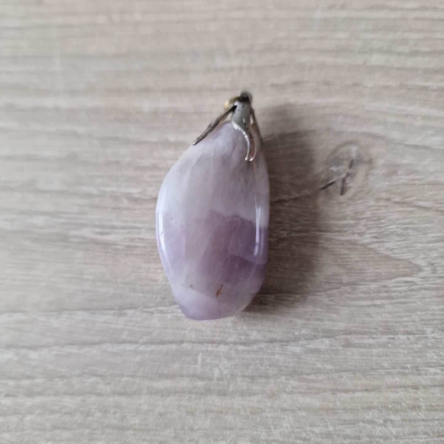 Gemstone pendant