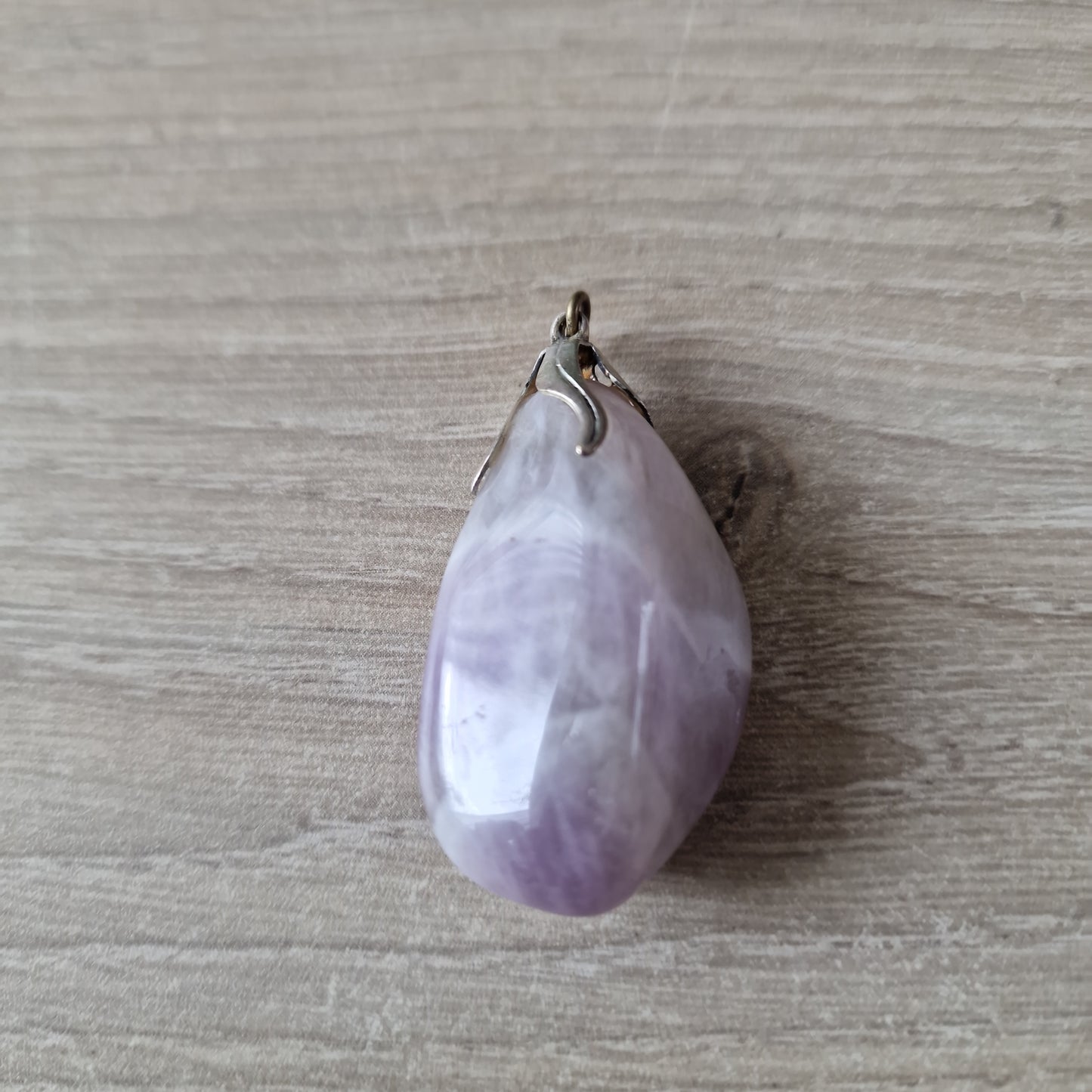 Gemstone pendant