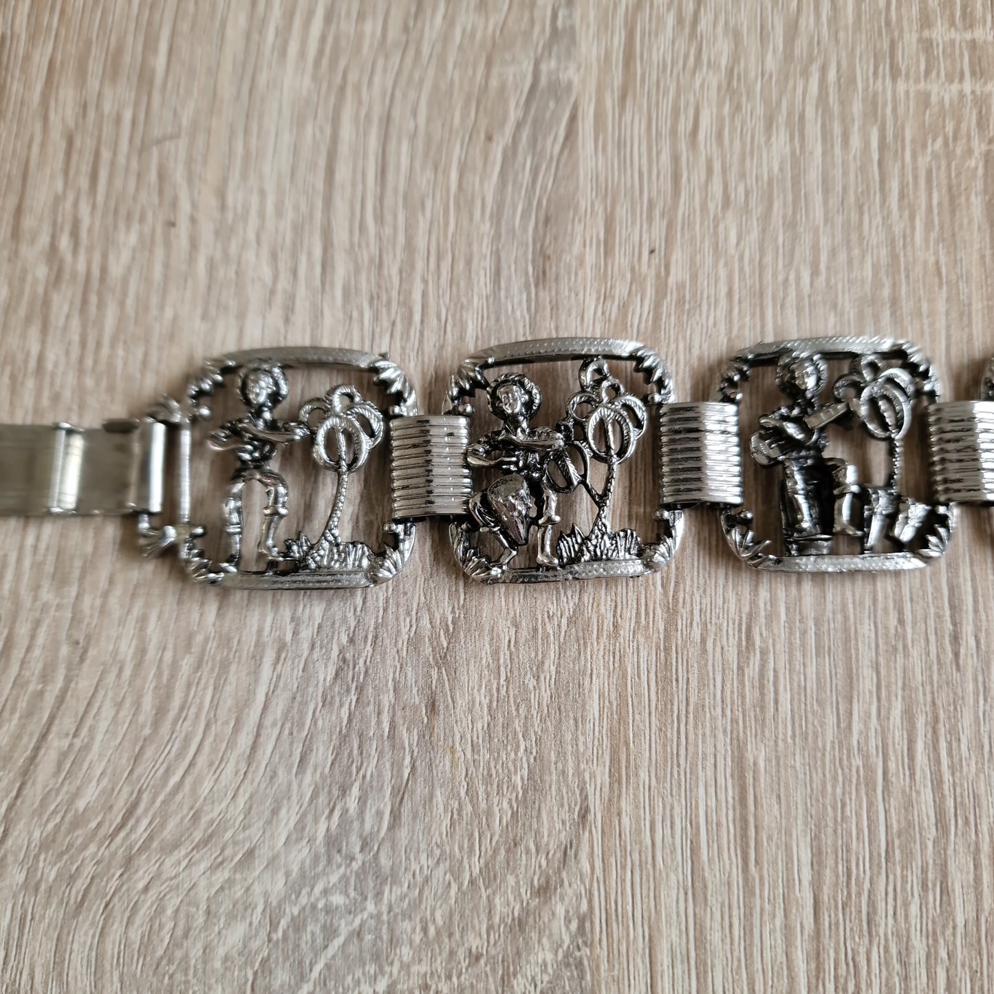 Bracelet with image