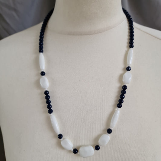 Blauw/ witte ketting