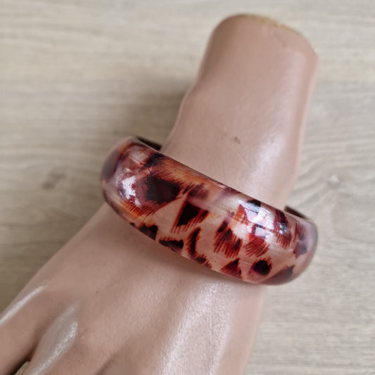 Resin vlekken armband 1