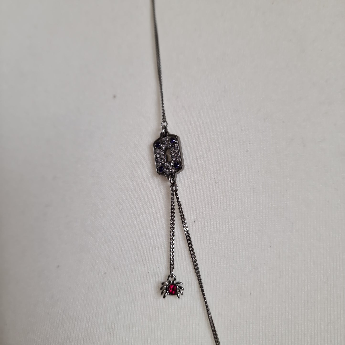 Swarovski sleutel met vleugels ketting