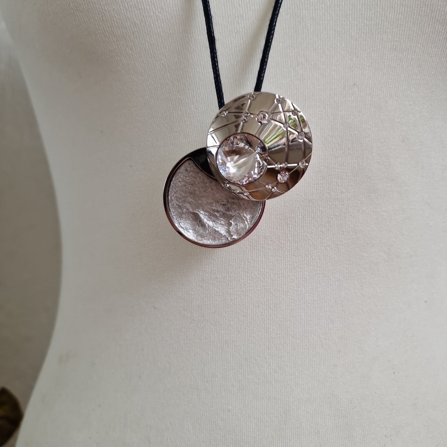 Swarovski houder aan ketting 1