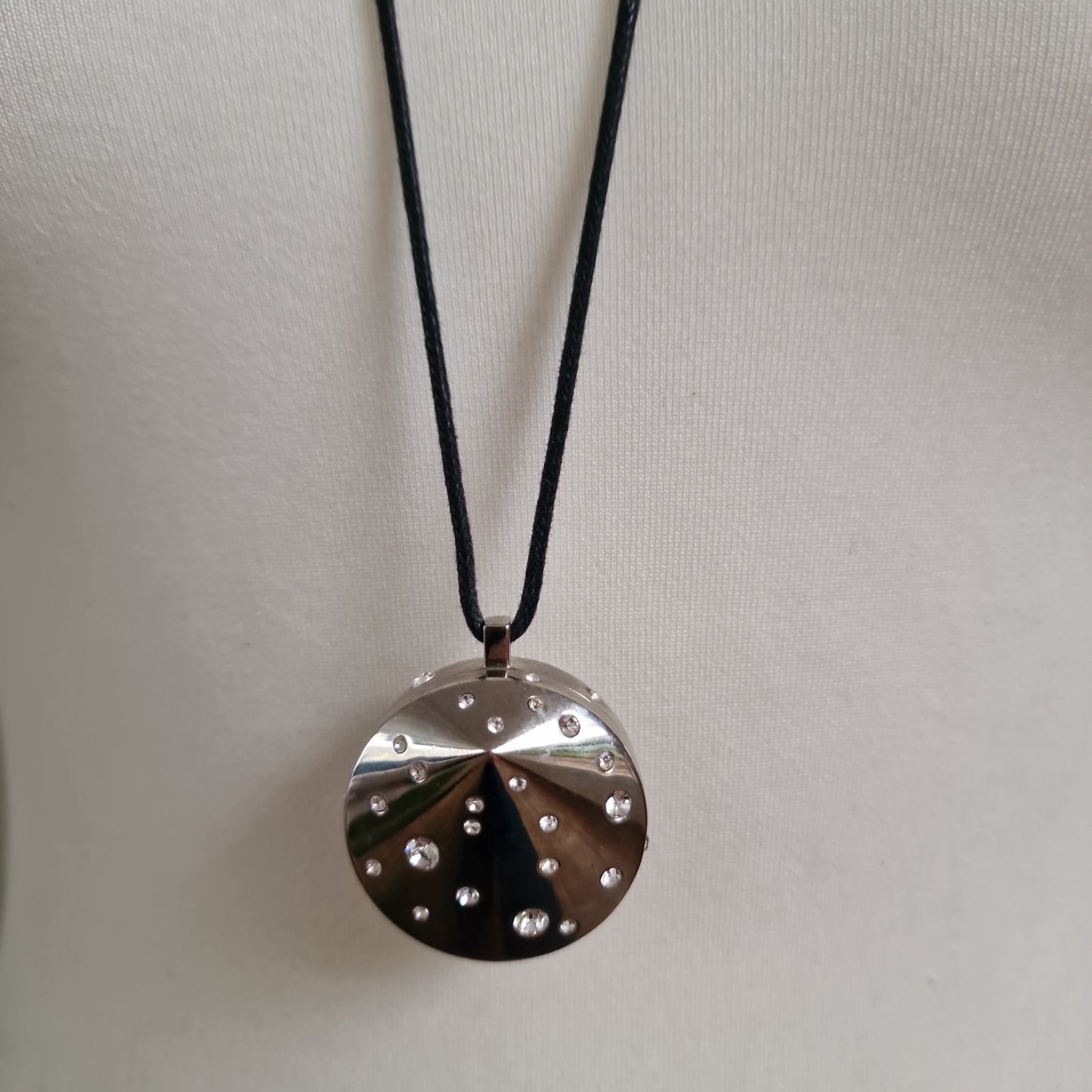 Swarovski houder aan ketting 2